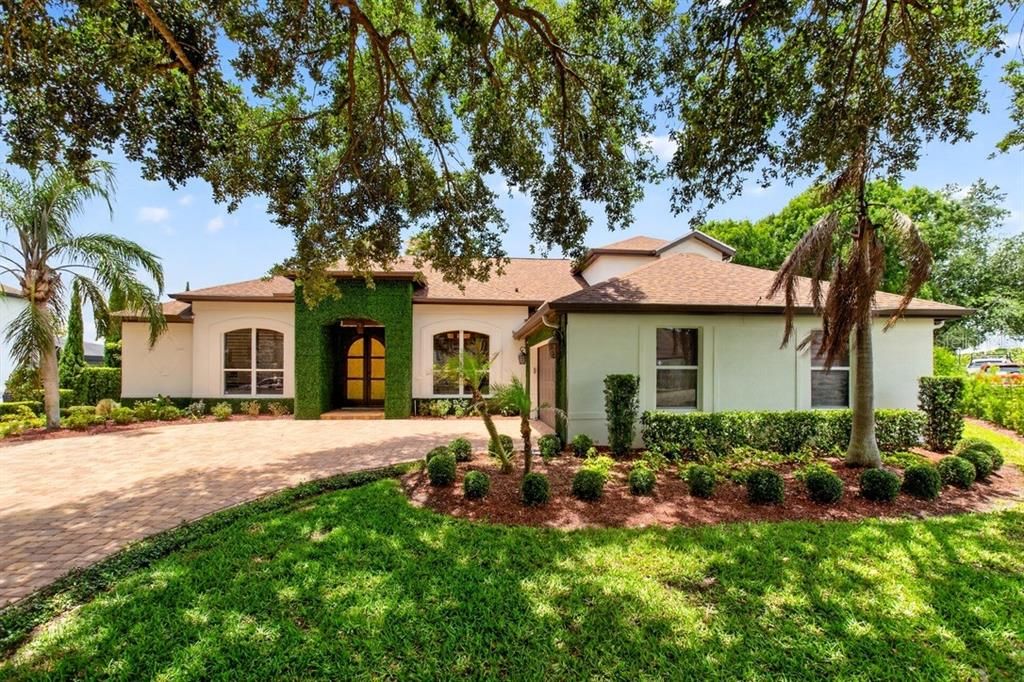 En Venta: $1,250,000 (5 camas, 4 baños, 3803 Pies cuadrados)