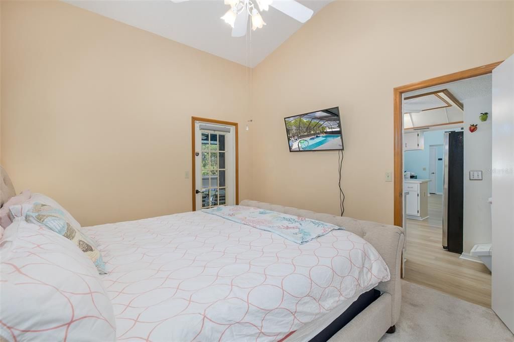 En Venta: $410,000 (3 camas, 2 baños, 1591 Pies cuadrados)