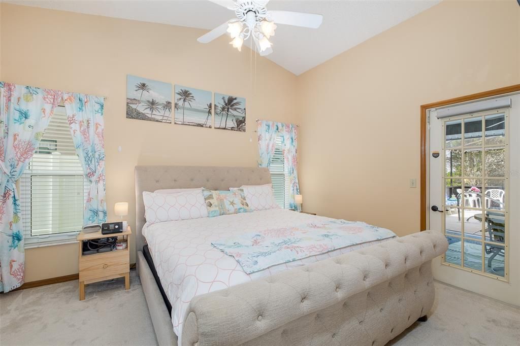 En Venta: $410,000 (3 camas, 2 baños, 1591 Pies cuadrados)