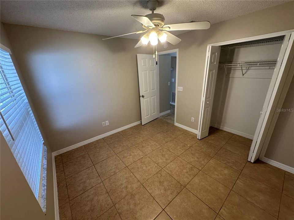 В аренду: $1,995 (3 спален, 2 ванн, 1334 Квадратных фут)