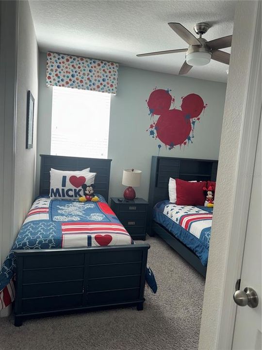 For Sale: $669,000 (6 beds, 4 baths, 2987 Square Feet)