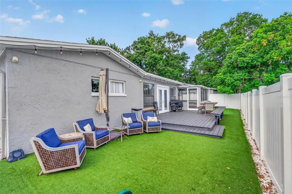For Sale: $450,000 (3 beds, 2 baths, 1656 Square Feet)