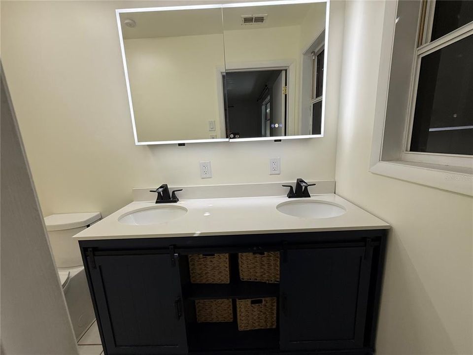 For Sale: $244,999 (3 beds, 2 baths, 1176 Square Feet)