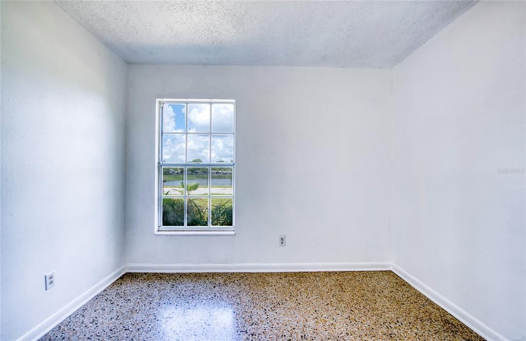 En Venta: $295,000 (3 camas, 1 baños, 986 Pies cuadrados)