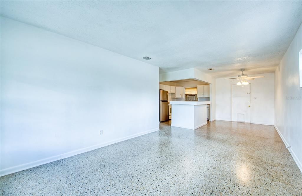 En Venta: $295,000 (3 camas, 1 baños, 986 Pies cuadrados)