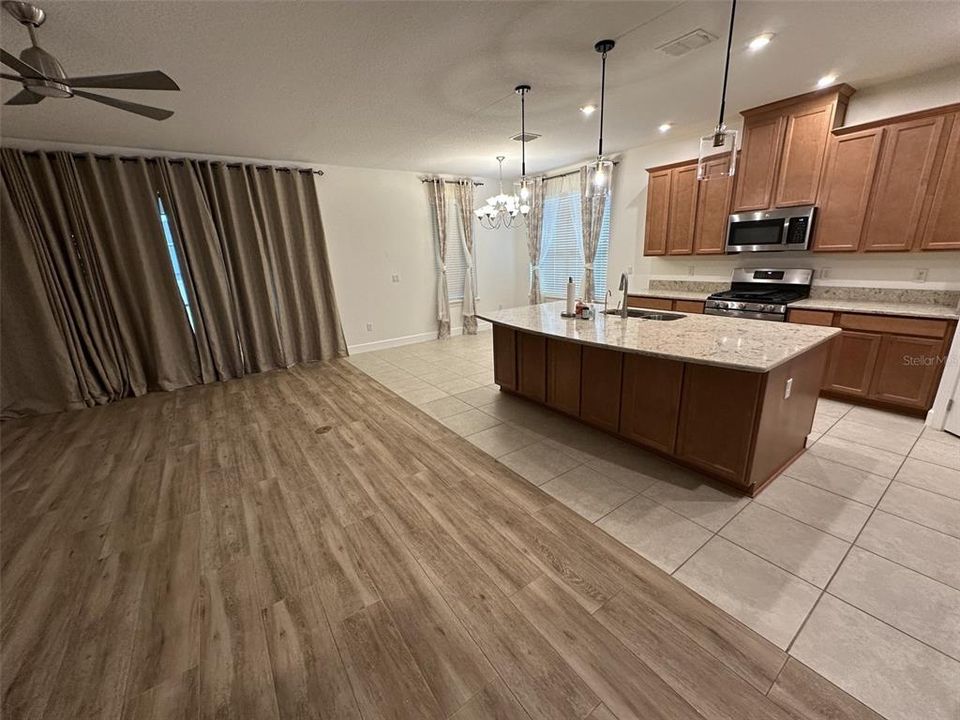 В аренду: $2,950 (3 спален, 3 ванн, 2078 Квадратных фут)