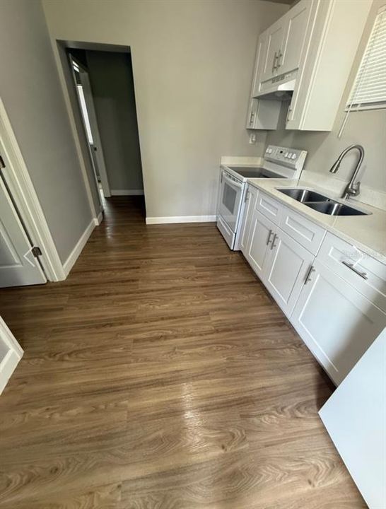 For Rent: $1,295 (2 beds, 1 baths, 750 Square Feet)