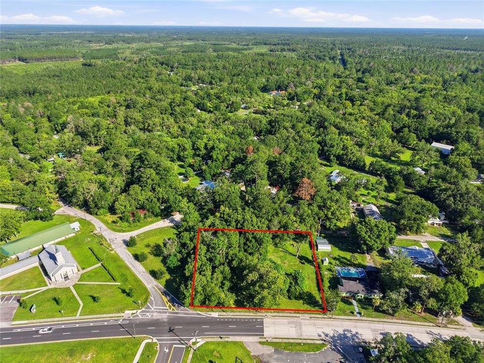 待售: $90,000 (0.92 acres)