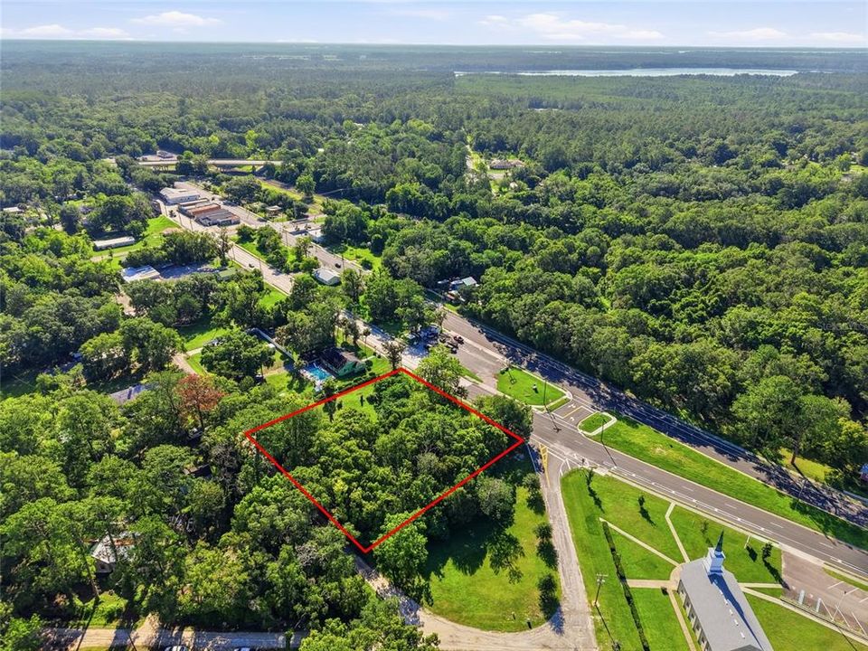 待售: $90,000 (0.92 acres)
