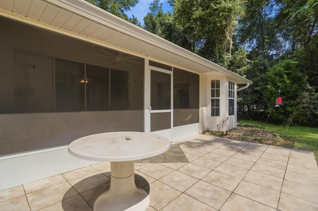 For Sale: $295,000 (3 beds, 2 baths, 1624 Square Feet)