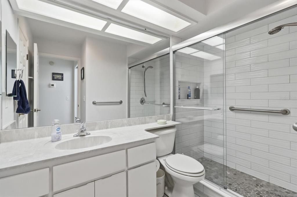 For Sale: $295,000 (3 beds, 2 baths, 1624 Square Feet)