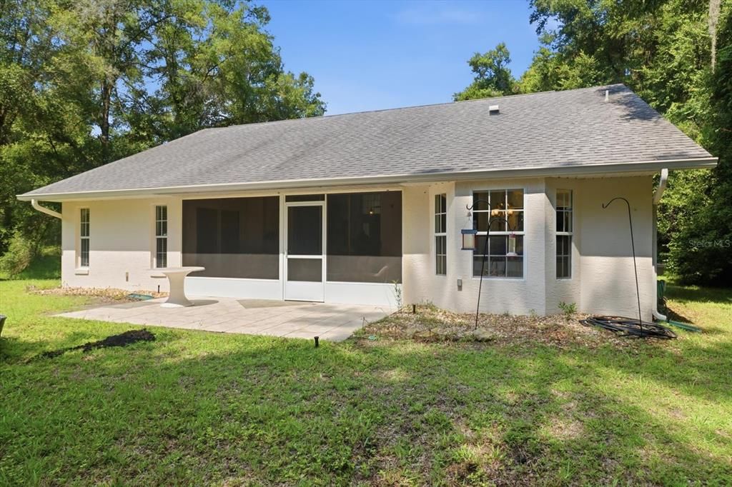 For Sale: $295,000 (3 beds, 2 baths, 1624 Square Feet)