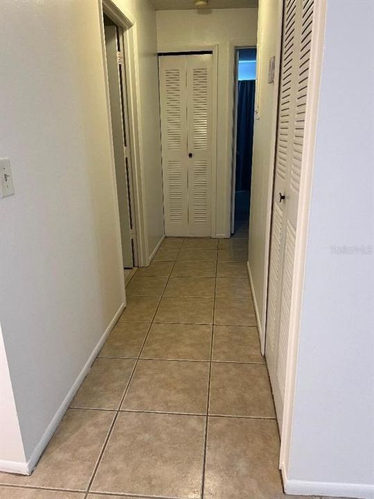 For Rent: $1,300 (2 beds, 2 baths, 846 Square Feet)