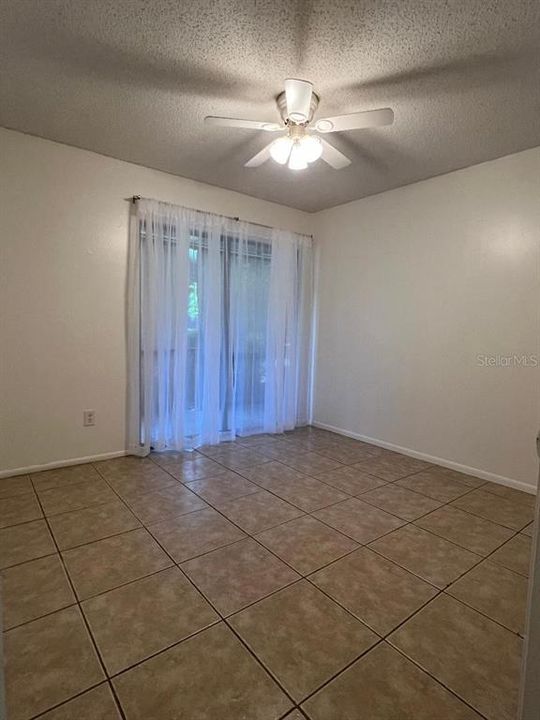 For Rent: $1,300 (2 beds, 2 baths, 846 Square Feet)