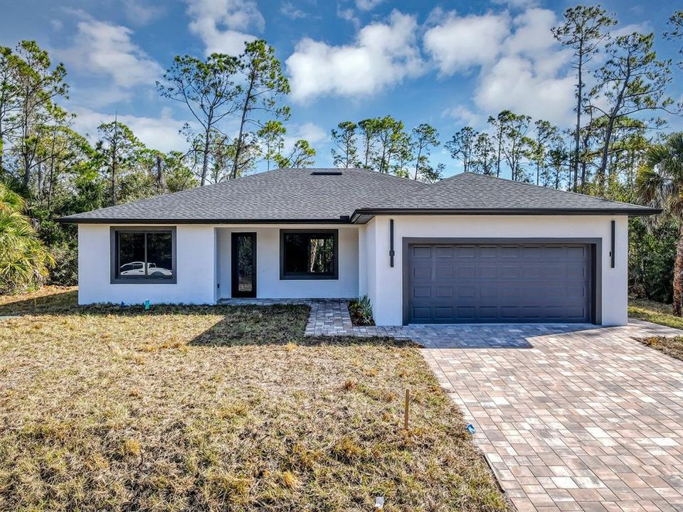 For Sale: $359,000 (4 beds, 3 baths, 1683 Square Feet)