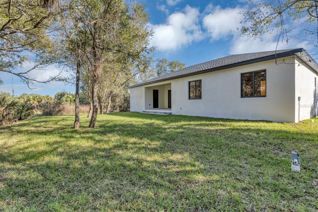 For Sale: $359,000 (4 beds, 3 baths, 1683 Square Feet)