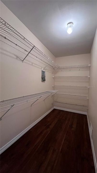 For Rent: $2,000 (2 beds, 2 baths, 1794 Square Feet)