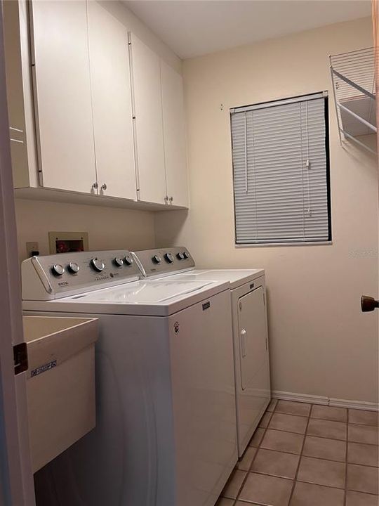 For Rent: $2,000 (2 beds, 2 baths, 1794 Square Feet)