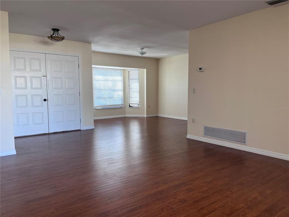 For Rent: $2,000 (2 beds, 2 baths, 1794 Square Feet)