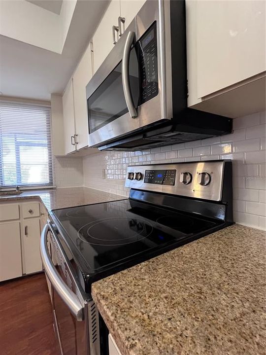 For Rent: $2,000 (2 beds, 2 baths, 1794 Square Feet)