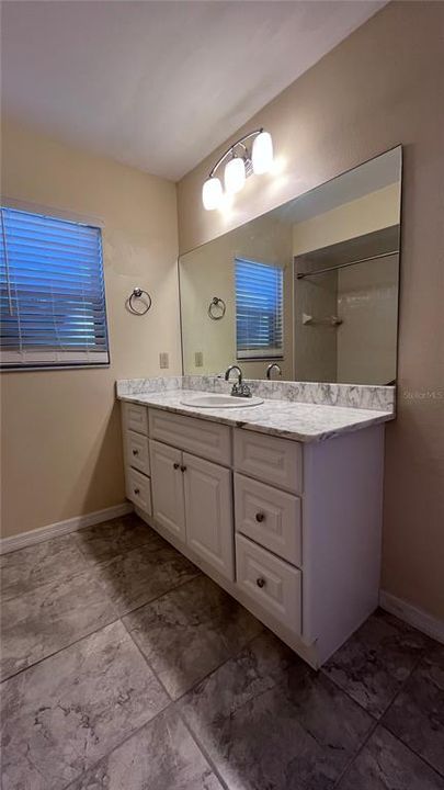 For Rent: $2,000 (2 beds, 2 baths, 1794 Square Feet)