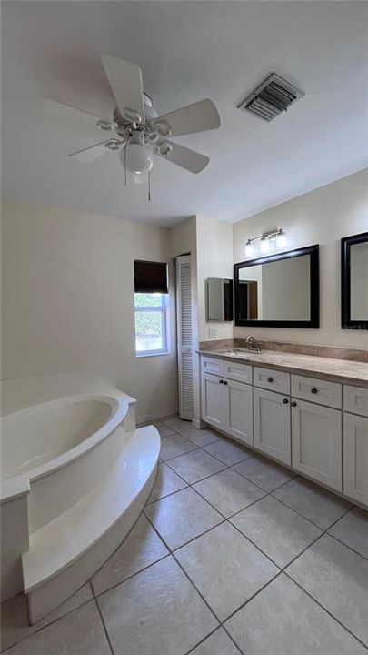 For Rent: $2,000 (2 beds, 2 baths, 1794 Square Feet)