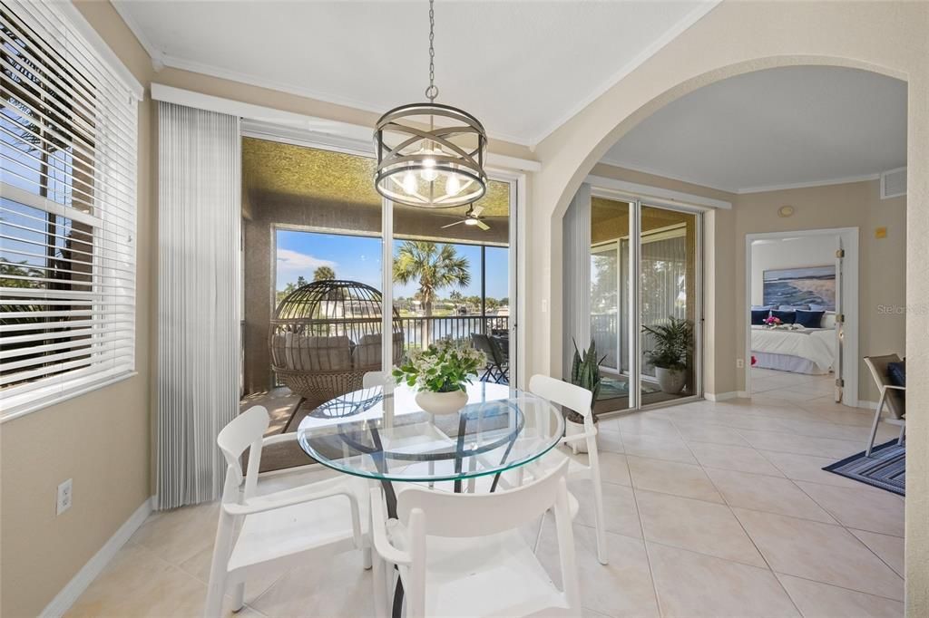 For Sale: $359,000 (2 beds, 2 baths, 1400 Square Feet)