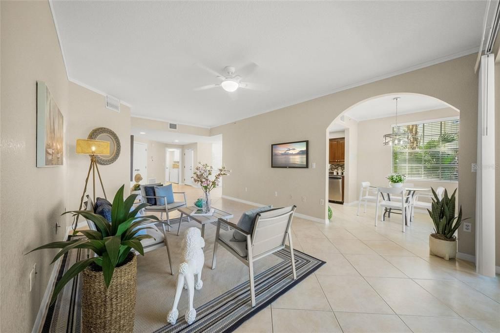 For Sale: $359,000 (2 beds, 2 baths, 1400 Square Feet)
