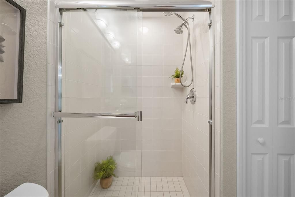 For Sale: $359,000 (2 beds, 2 baths, 1400 Square Feet)