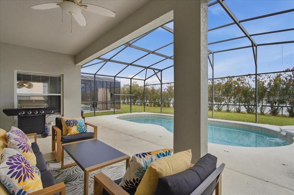 For Sale: $490,000 (5 beds, 3 baths, 2459 Square Feet)