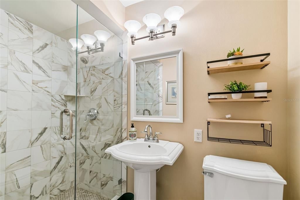 For Sale: $585,000 (3 beds, 2 baths, 1524 Square Feet)