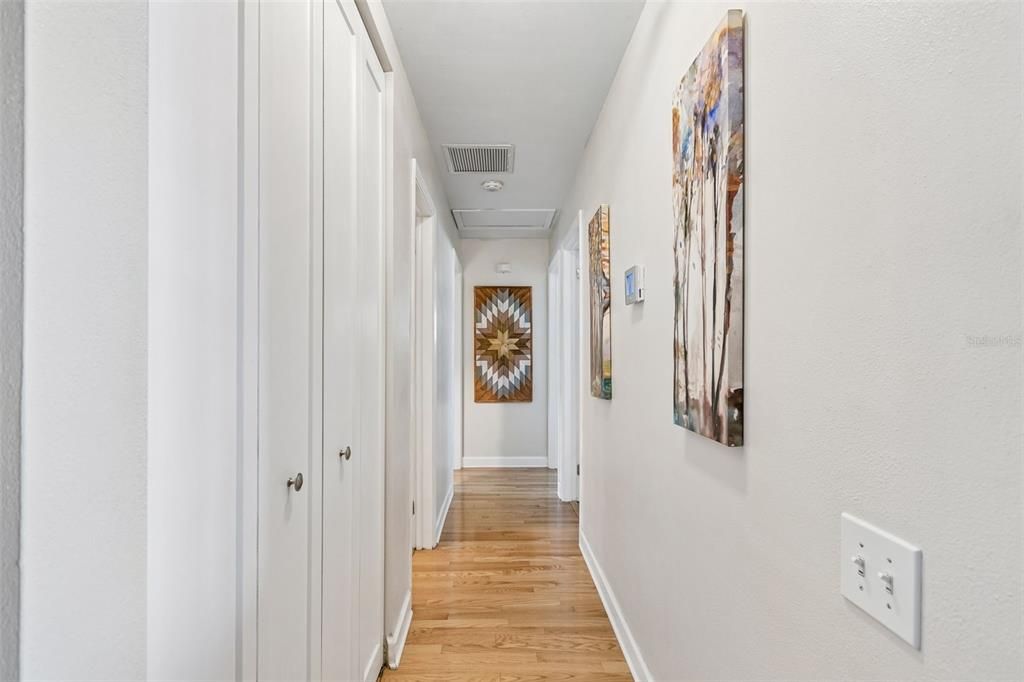 For Sale: $585,000 (3 beds, 2 baths, 1524 Square Feet)