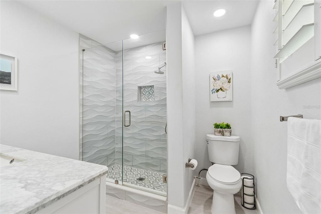 For Sale: $585,000 (3 beds, 2 baths, 1524 Square Feet)