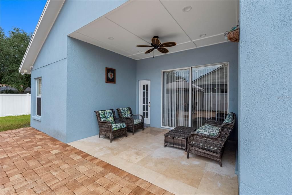 На продажу: $599,900 (4 спален, 2 ванн, 2044 Квадратных фут)