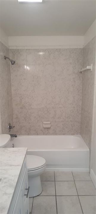 En Venta: $369,900 (3 camas, 2 baños, 1413 Pies cuadrados)