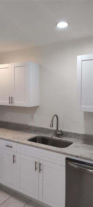 En Venta: $369,900 (3 camas, 2 baños, 1413 Pies cuadrados)