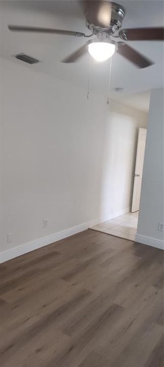 En Venta: $369,900 (3 camas, 2 baños, 1413 Pies cuadrados)
