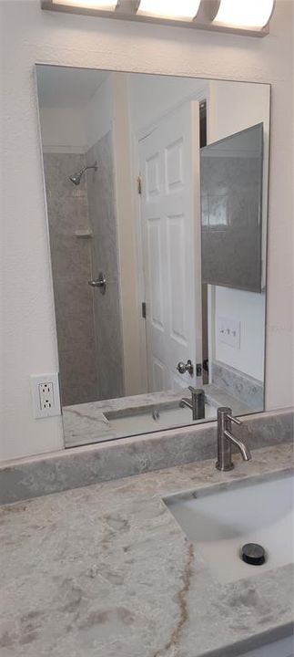 En Venta: $369,900 (3 camas, 2 baños, 1413 Pies cuadrados)