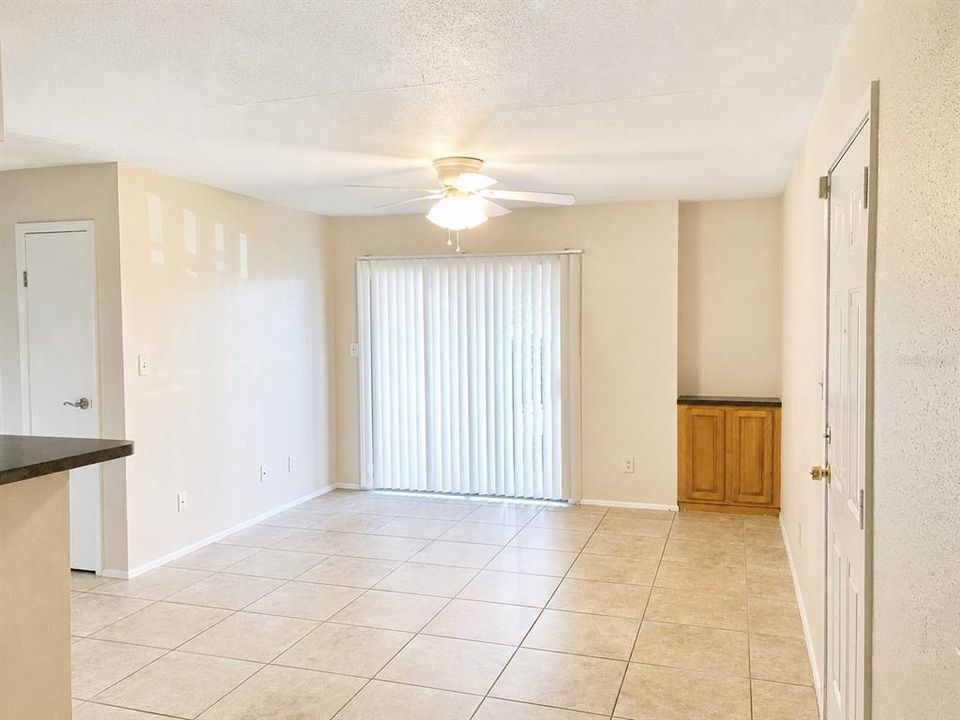 For Sale: $110,000 (2 beds, 1 baths, 800 Square Feet)