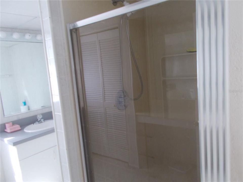 En Venta: $75,000 (2 camas, 2 baños, 808 Pies cuadrados)