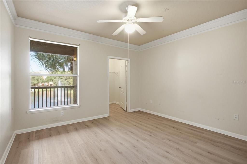 For Sale: $170,000 (1 beds, 1 baths, 765 Square Feet)