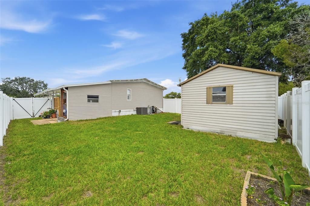 For Sale: $245,000 (3 beds, 2 baths, 1104 Square Feet)