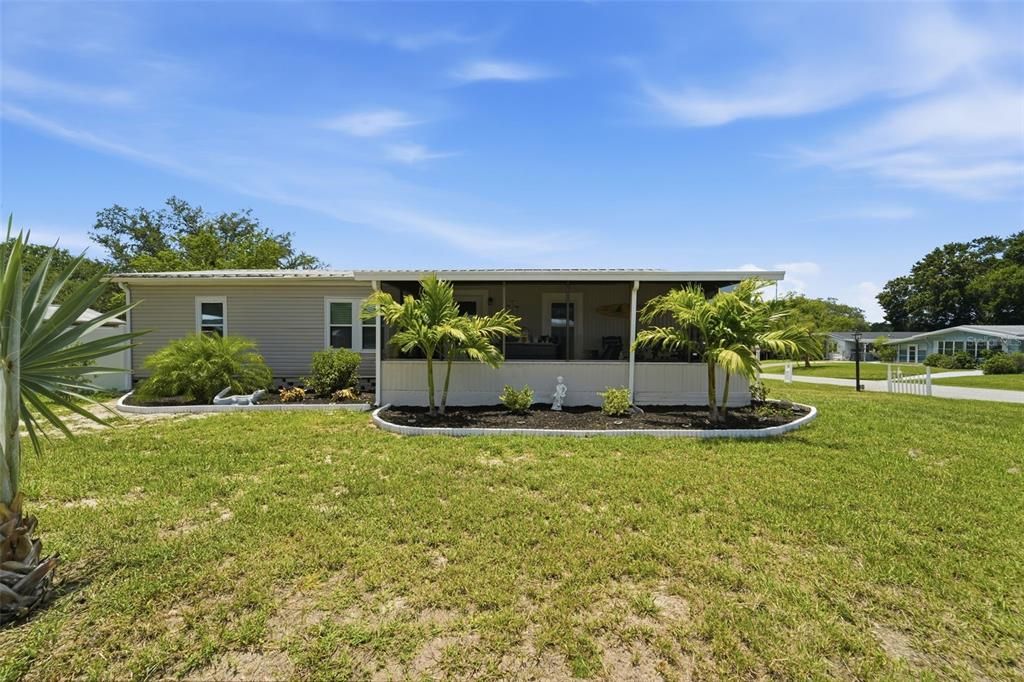 For Sale: $245,000 (3 beds, 2 baths, 1104 Square Feet)