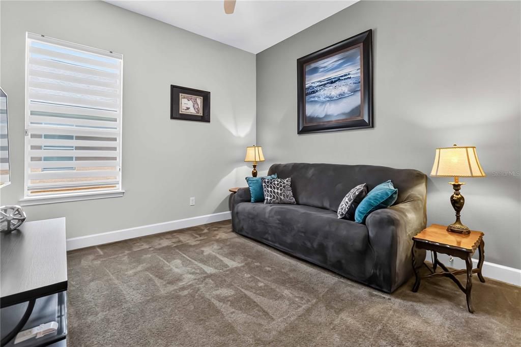 For Sale: $600,000 (4 beds, 3 baths, 2424 Square Feet)
