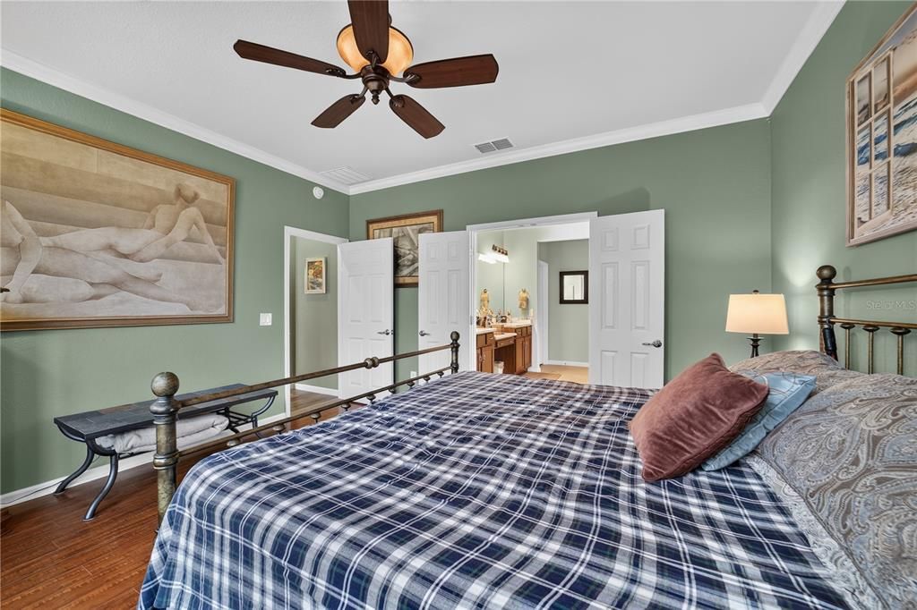 For Sale: $367,500 (2 beds, 2 baths, 1904 Square Feet)