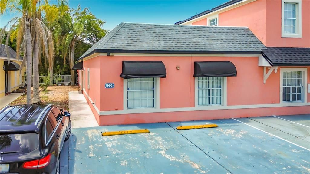 For Sale: $298,000 (3 beds, 2 baths, 1728 Square Feet)
