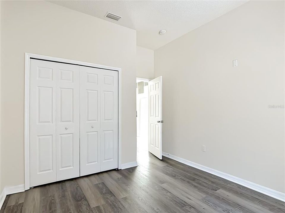 For Sale: $298,000 (3 beds, 2 baths, 1728 Square Feet)