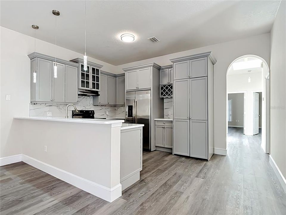 For Sale: $298,000 (3 beds, 2 baths, 1728 Square Feet)