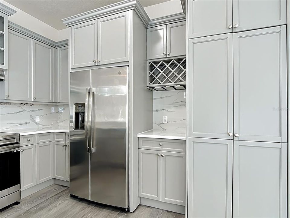 For Sale: $298,000 (3 beds, 2 baths, 1728 Square Feet)