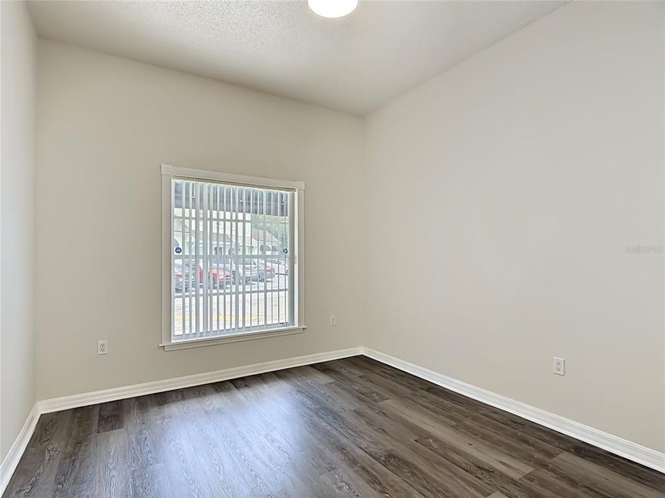 For Sale: $298,000 (3 beds, 2 baths, 1728 Square Feet)